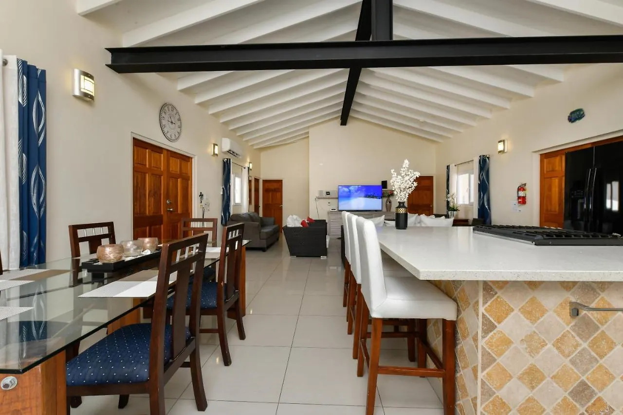 Villa Swiss Paradise With Private Pool Palm Beach Aruba