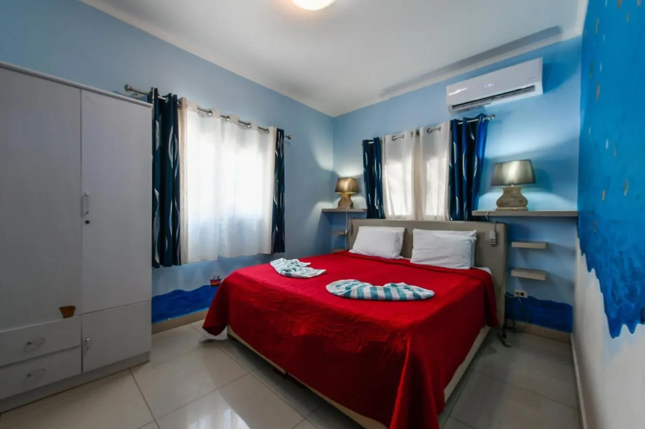 Villa Swiss Paradise With Private Pool Palm Beach Aruba