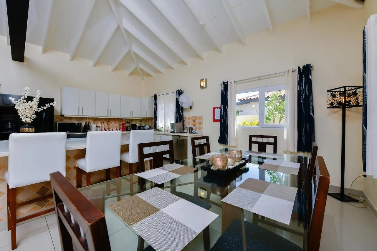 Villa Swiss Paradise With Private Pool Palm Beach