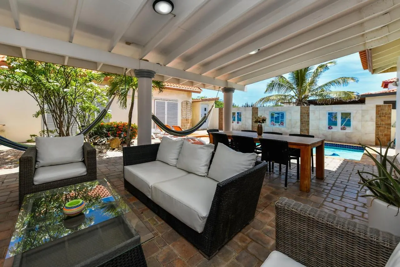 Villa Swiss Paradise With Private Pool Palm Beach Aruba