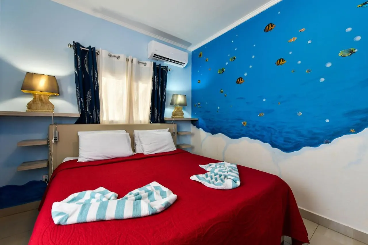 Villa Swiss Paradise With Private Pool Palm Beach Aruba
