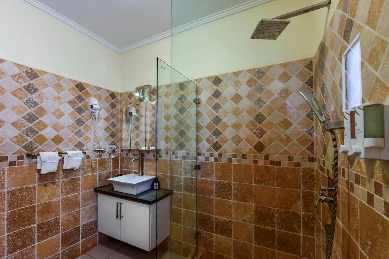 Villa Swiss Paradise With Private Pool Palm Beach