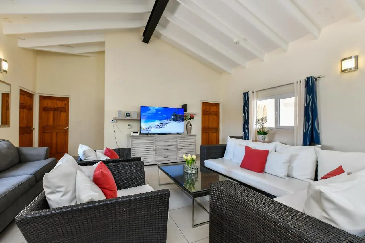 Villa Swiss Paradise With Private Pool Palm Beach 0*,