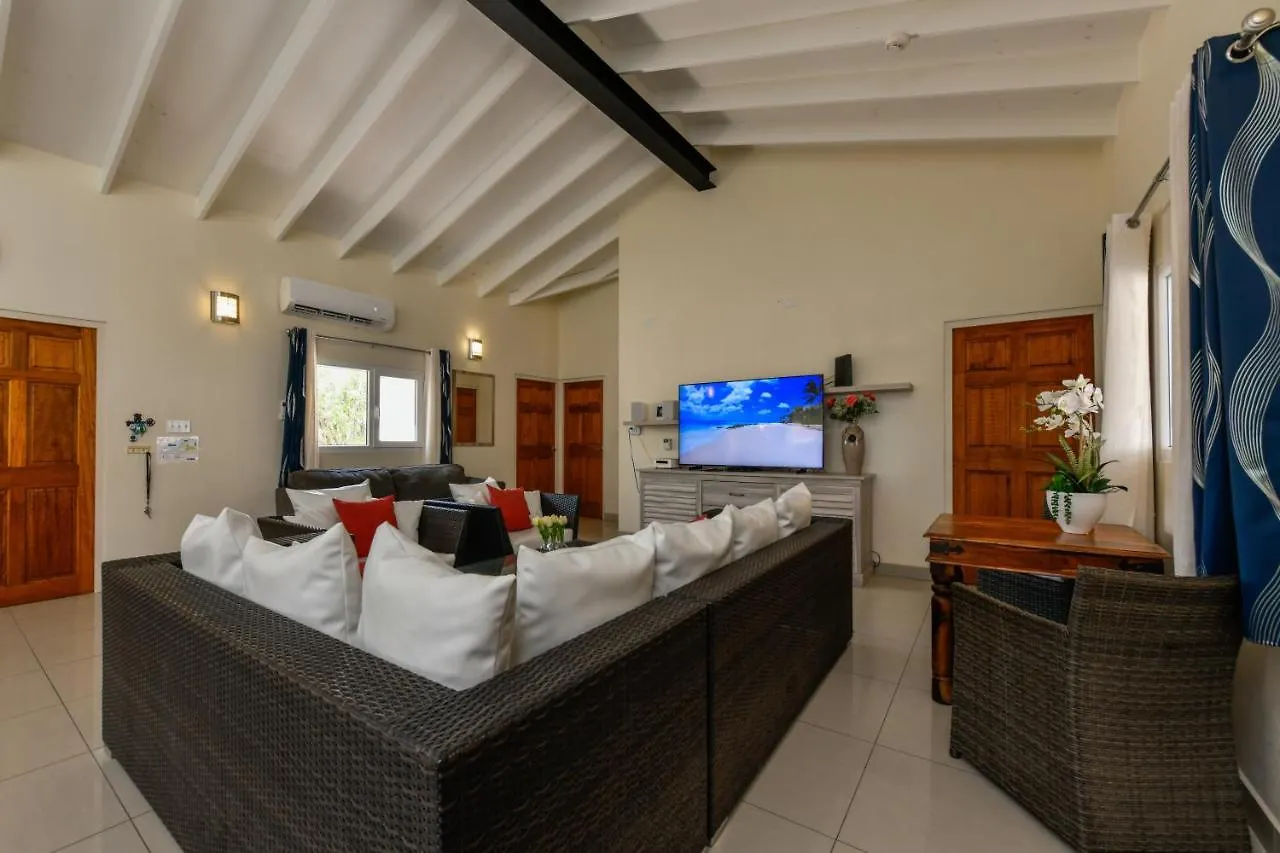 Villa Swiss Paradise With Private Pool Palm Beach 0*,  Aruba