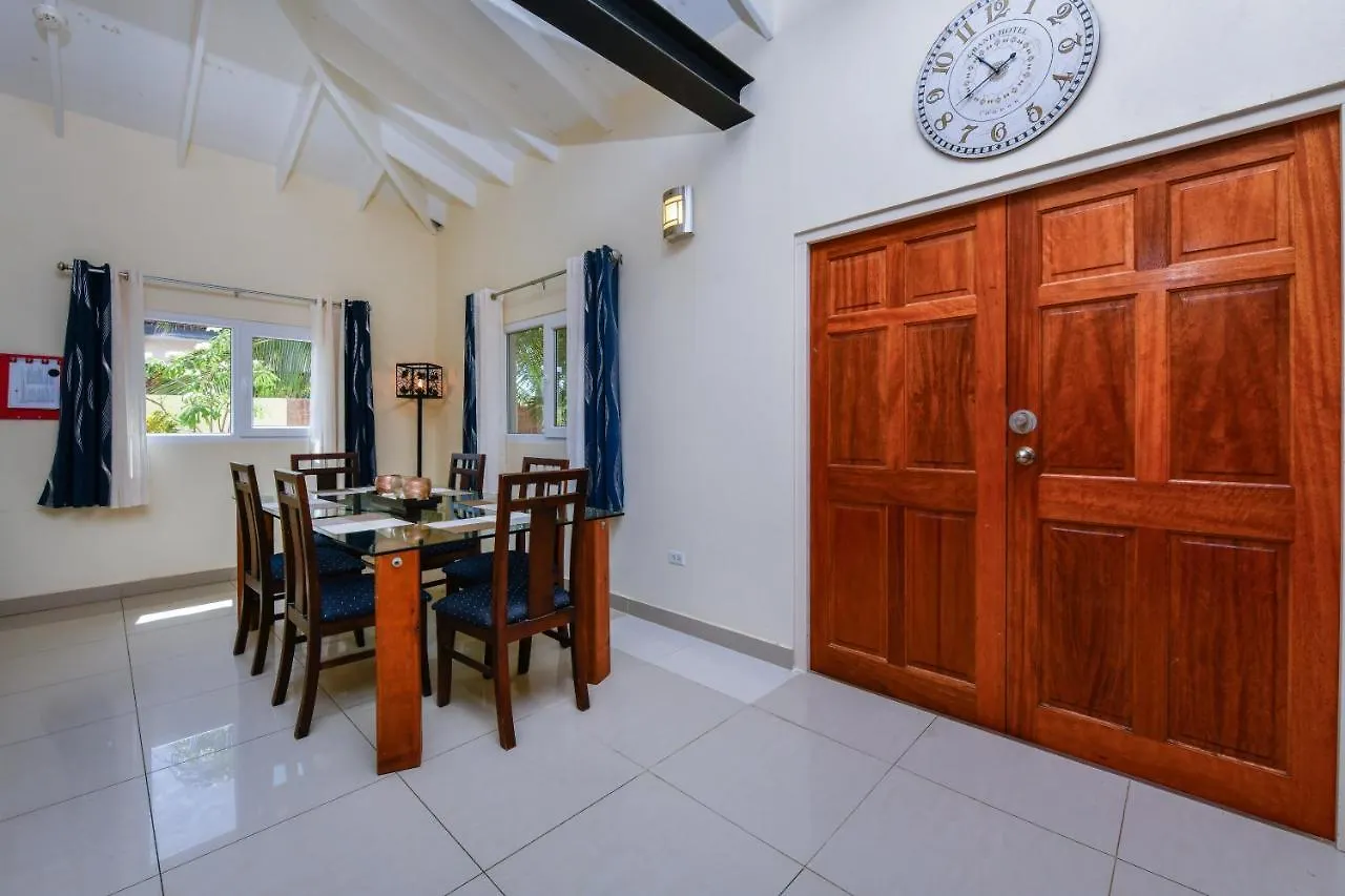 Villa Swiss Paradise With Private Pool Palm Beach