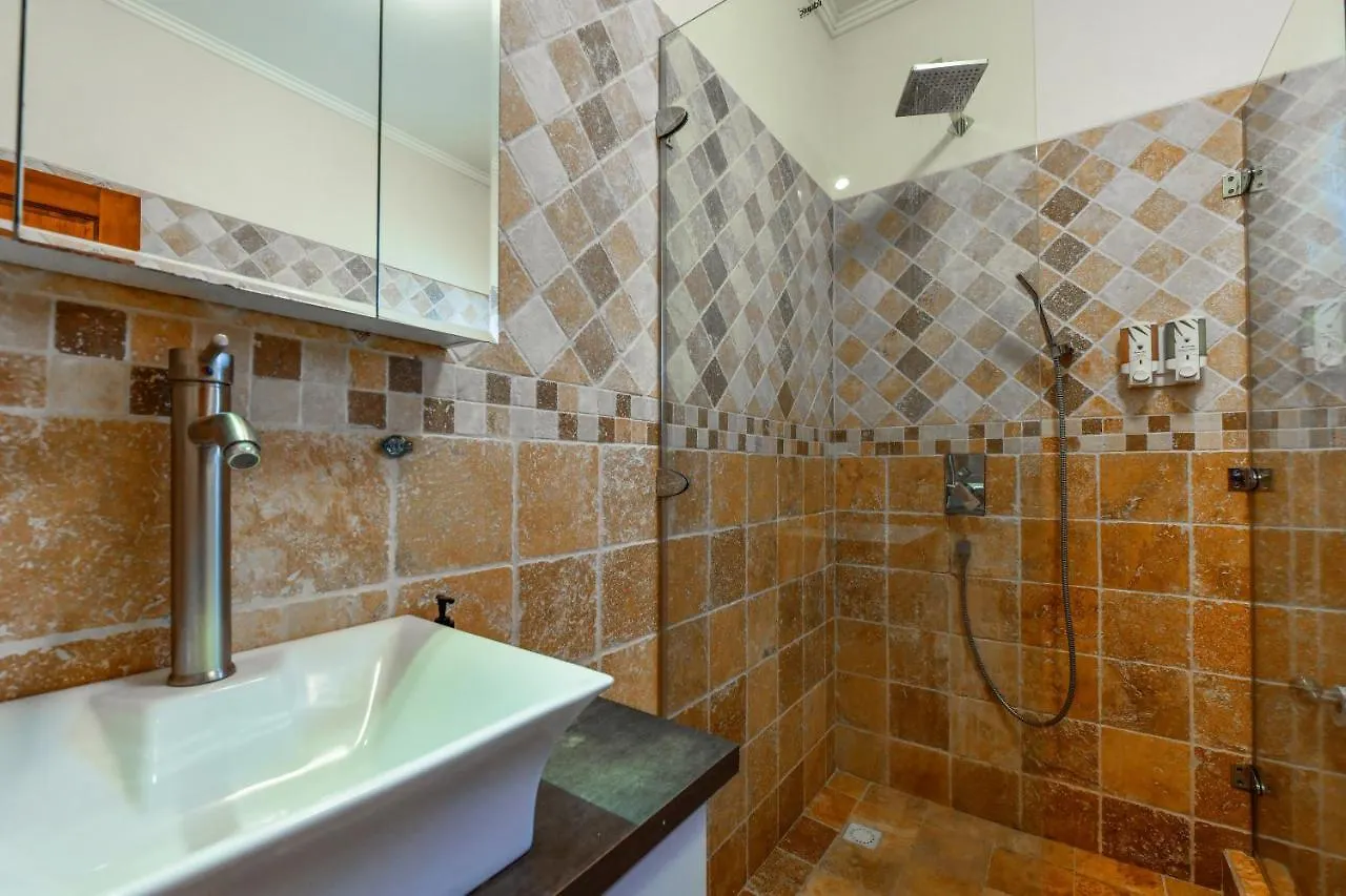 Villa Swiss Paradise With Private Pool Palm Beach 0*,