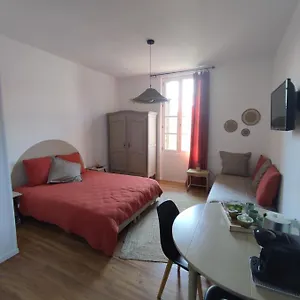 La Provinciale En Homestay Montelimar